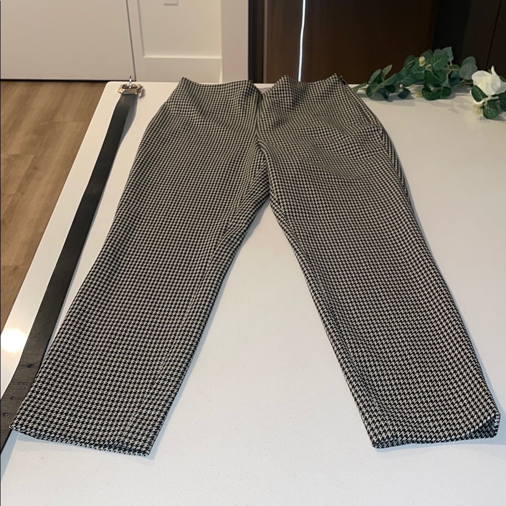 Chic Houndstooth Pants